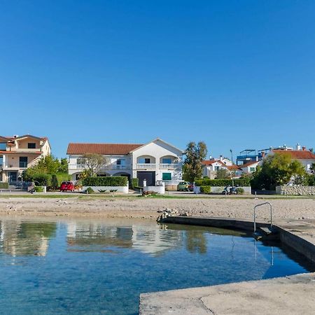 Apartment Robyn On The Beach Srima Exterior foto